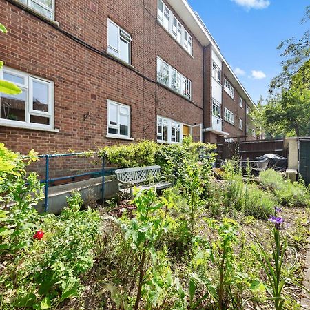 Clapham Serenity Garden Retreat With Free Parking 런던 외부 사진