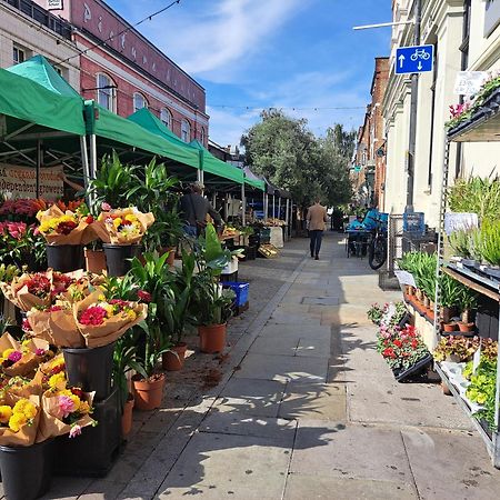 Clapham Serenity Garden Retreat With Free Parking 런던 외부 사진
