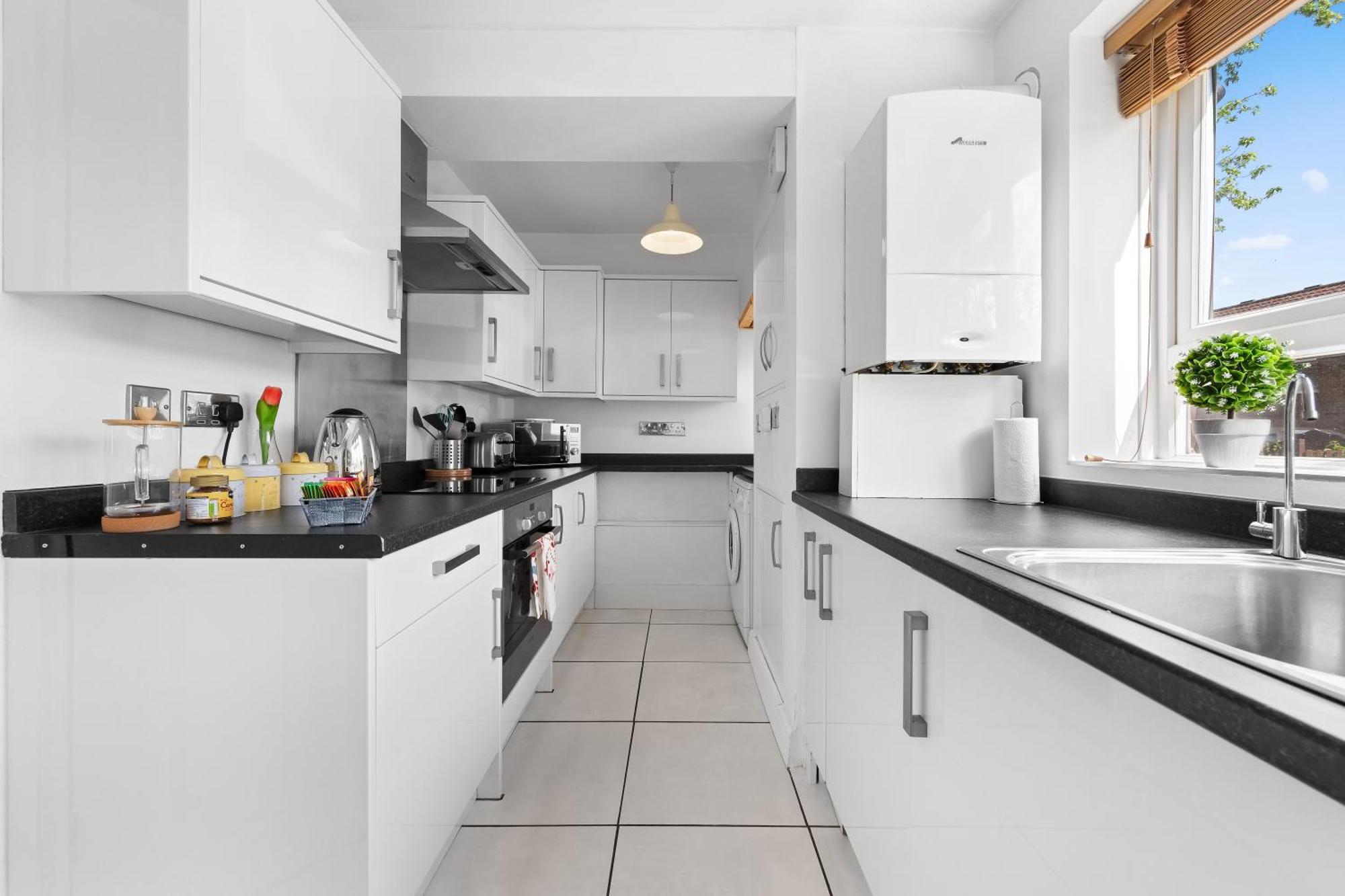 Clapham Serenity Garden Retreat With Free Parking 런던 외부 사진