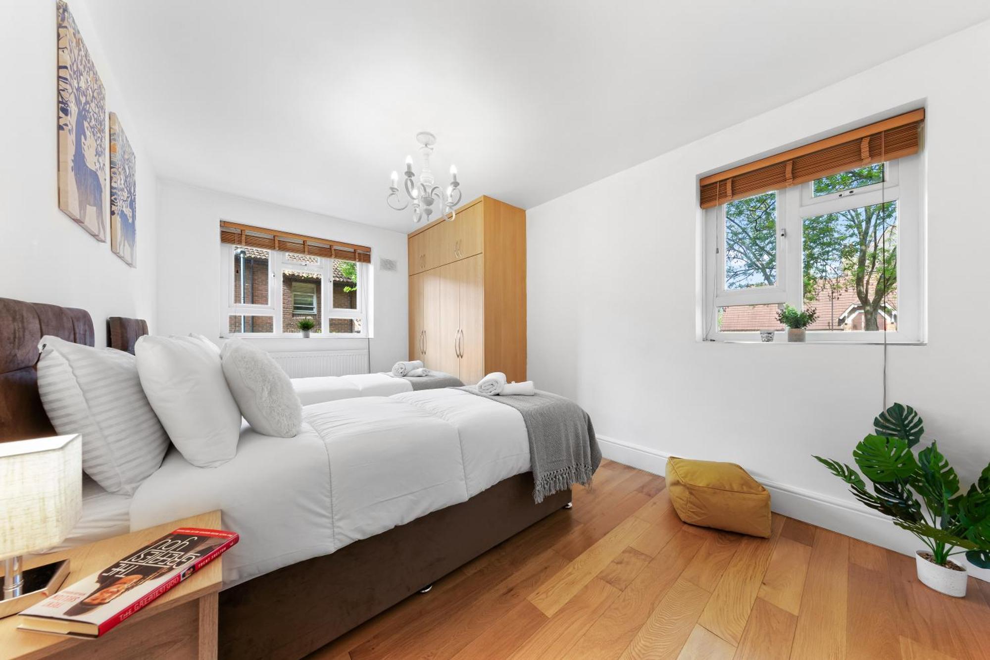 Clapham Serenity Garden Retreat With Free Parking 런던 외부 사진